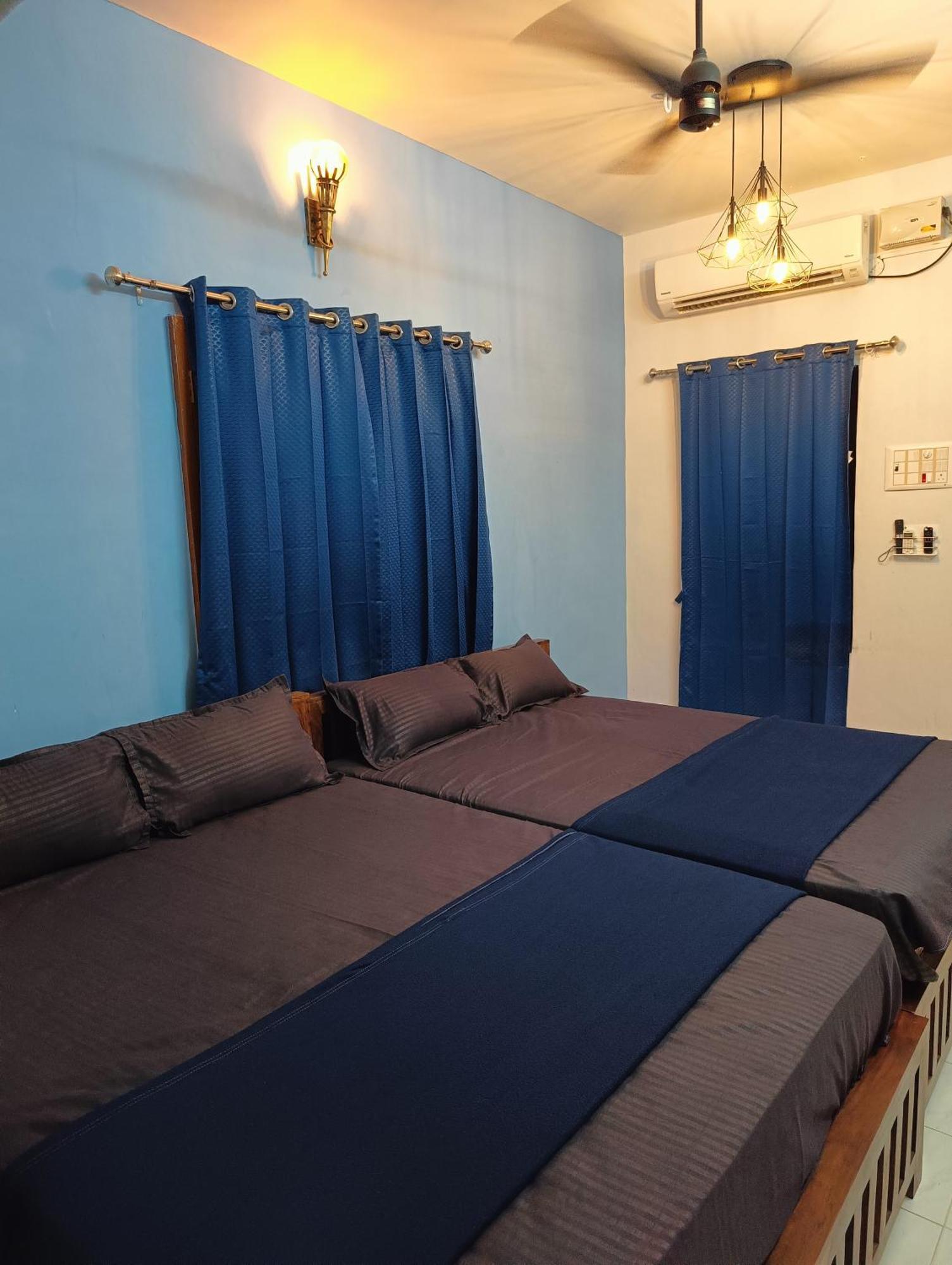 Omkara - The Fives Guest House Tiruvannāmalai Eksteriør bilde