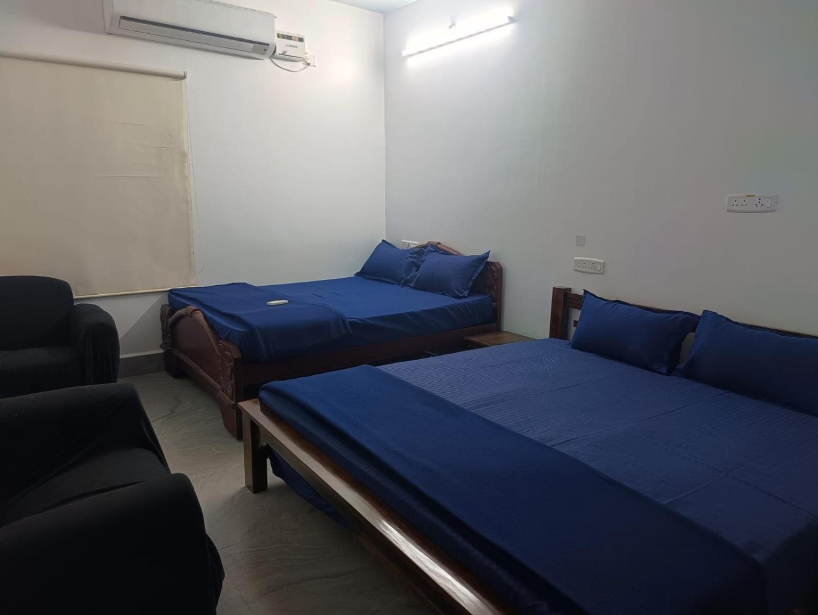 Omkara - The Fives Guest House Tiruvannāmalai Eksteriør bilde